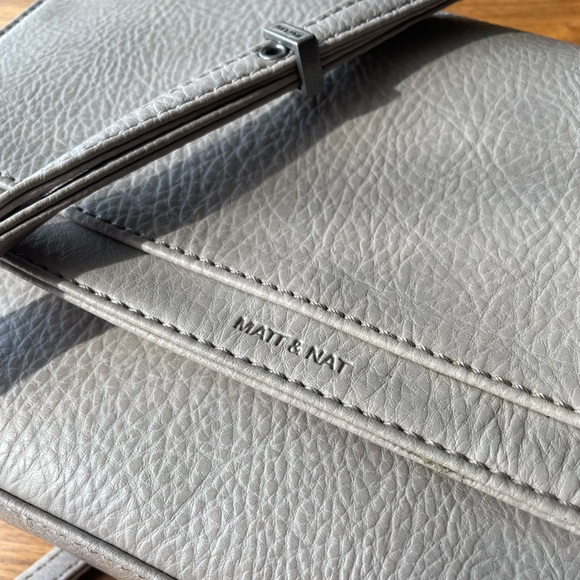 MATT & NAT - Crossbody - Picture 2 of 6